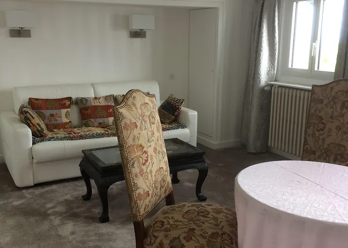 Couette-café Erresinolettean Ciboure