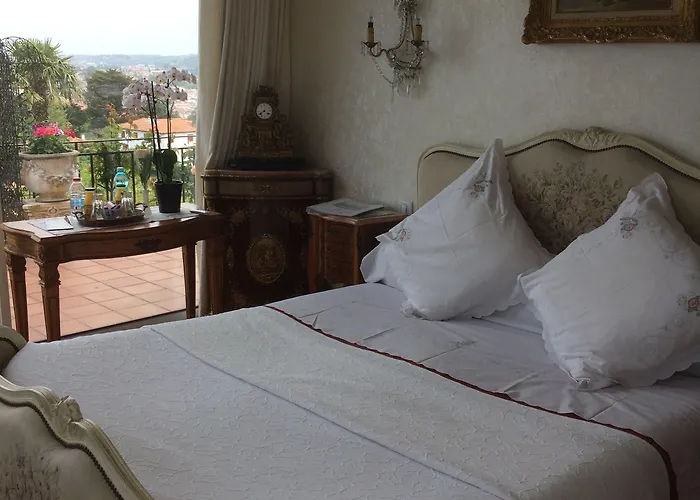 Couette-café Erresinolettean 4*