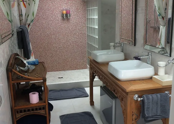 Erresinolettean Couette-café 4*