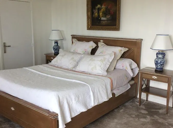 Erresinolettean Couette-café 4*